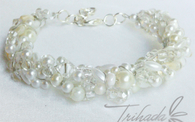 Pulsera de perlas y cuentas de vidrio